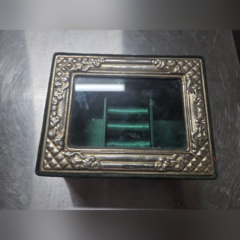 Ornate Vintage Velvet Trinket Box